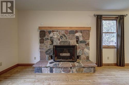 1 Howard Street W, Bluewater (Bayfield), ON - Indoor Photo Showing Living Room With Fireplace