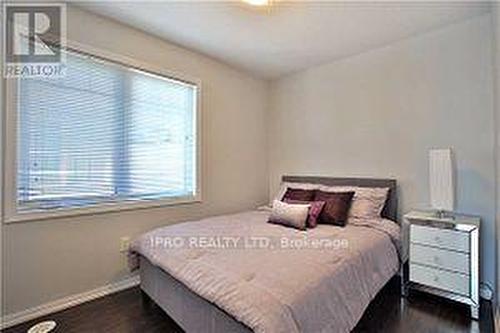 227 Slingsby Landing Lane, Milton, ON - Indoor Photo Showing Bedroom