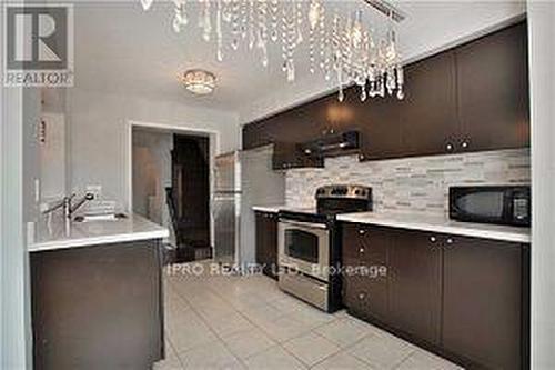 227 Slingsby Landing Lane, Milton, ON - Indoor Photo Showing Kitchen