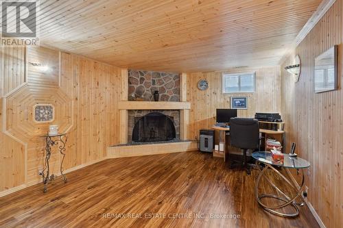 71 Richmond Street, Caledon, ON - Indoor With Fireplace