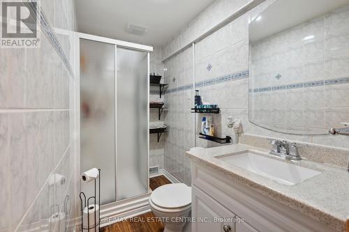 71 Richmond Street, Caledon, ON - Indoor Photo Showing Bathroom