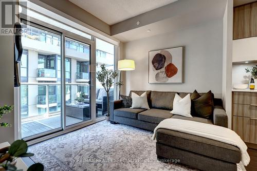 706 - 56 Annie Craig Drive, Toronto, ON - Indoor Photo Showing Living Room