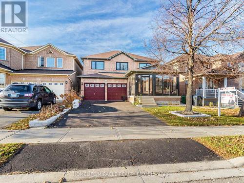 4 Fairhill Avenue, Brampton, ON - Outdoor With Facade