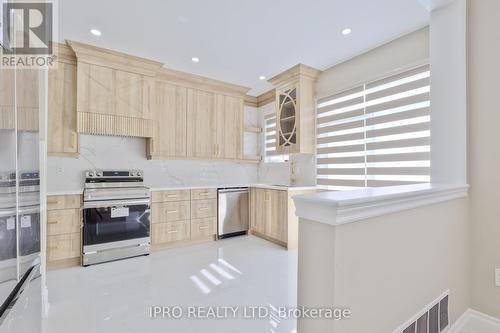 17 Prudhomme Drive, Brampton, ON - Indoor Photo Showing Kitchen