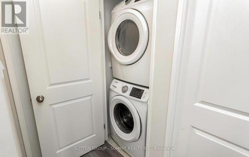 1416 - 4185 Shipp Drive, Mississauga, ON - Indoor Photo Showing Laundry Room