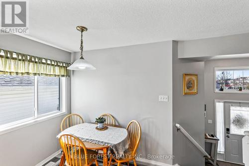 180 Crimson Crescent, London, ON - Indoor Photo Showing Dining Room