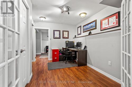 180 Crimson Crescent, London, ON - Indoor