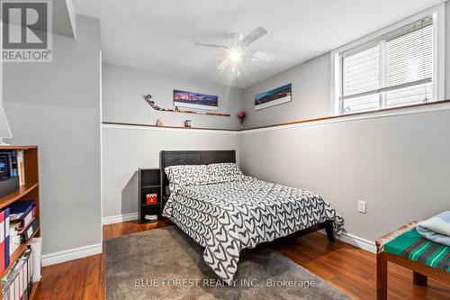 180 Crimson Crescent, London, ON - Indoor Photo Showing Bedroom