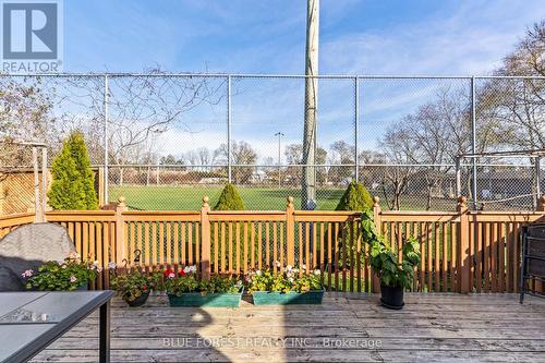 180 Crimson Crescent, London, ON - Outdoor With Deck Patio Veranda