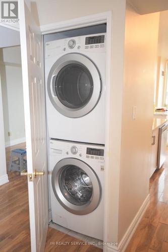 1508 - 156 Enfield Place, Mississauga, ON - Indoor Photo Showing Laundry Room