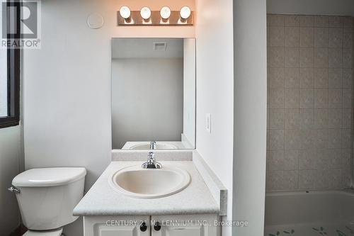 506 - 1333 Bloor Street, Mississauga, ON - Indoor Photo Showing Bathroom