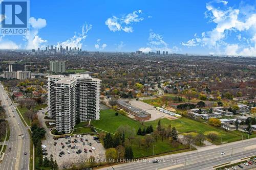 506 - 1333 Bloor Street, Mississauga, ON - Outdoor With View