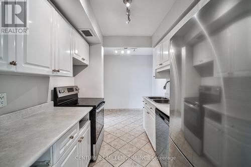 506 - 1333 Bloor Street, Mississauga, ON - Indoor Photo Showing Kitchen With Double Sink With Upgraded Kitchen