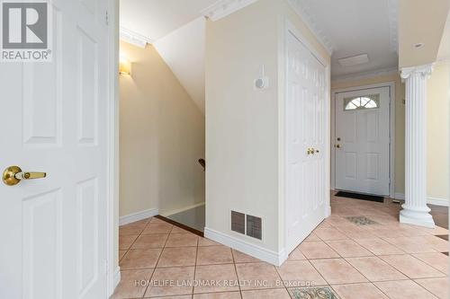 8 - 5958 Greensboro Drive, Mississauga, ON - Indoor Photo Showing Other Room