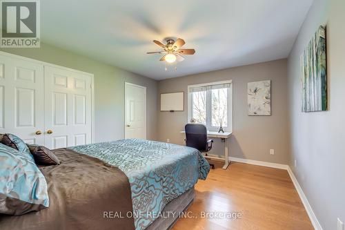 2350 Deer Run Avenue, Oakville, ON - Indoor Photo Showing Bedroom