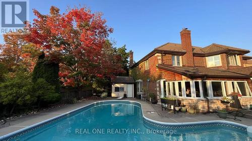 2350 Deer Run Avenue, Oakville, ON - Outdoor With In Ground Pool With Deck Patio Veranda With Backyard