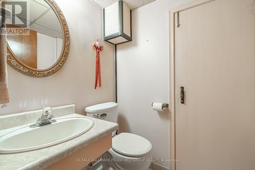 29 Checkendon Drive, Toronto, ON - Indoor Photo Showing Bathroom