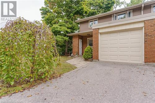 11 - 1270 Gainsborough Drive, Oakville, ON - Outdoor