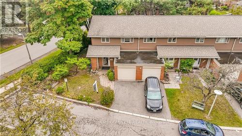 11 - 1270 Gainsborough Drive, Oakville, ON - Outdoor