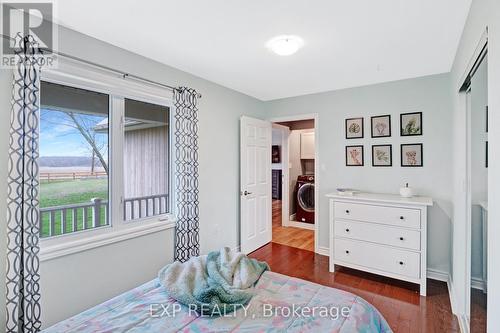 2059 Sideroad 5, Ramara, ON - Indoor Photo Showing Bedroom