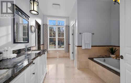 1108 Sandy Hook Road, Kawartha Lakes, ON - Indoor Photo Showing Bathroom