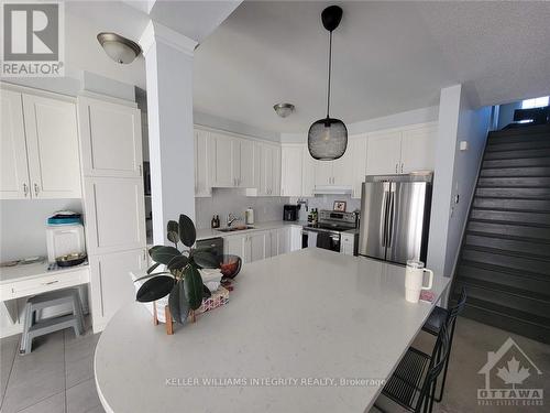 224 Cranesbill Road, Ottawa, ON - Indoor Photo Showing Kitchen