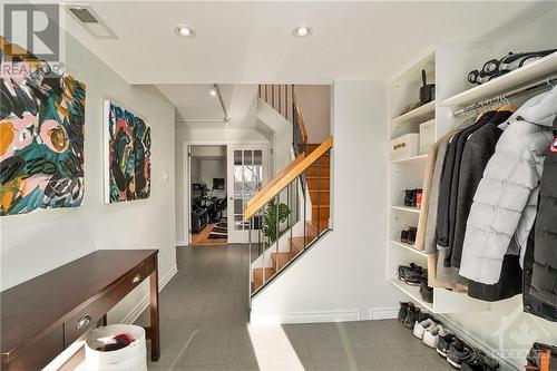 Front Foyer - 6667 Bilberry Drive, Ottawa, ON - Indoor Photo Showing Other Room