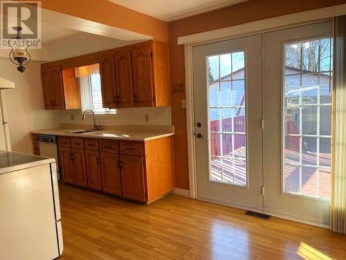 741 Sandfield Crescent, Cornwall, ON - Indoor Photo Showing Kitchen