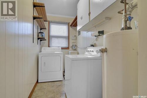 1519 Rupert Street, Regina, SK - Indoor Photo Showing Laundry Room