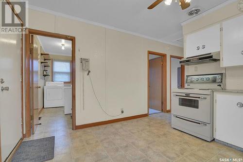 1519 Rupert Street, Regina, SK - Indoor Photo Showing Kitchen