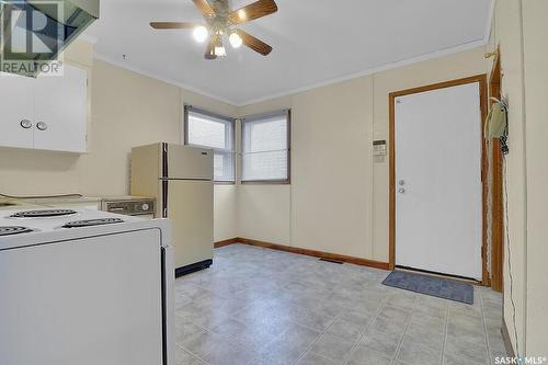 1519 Rupert Street, Regina, SK - Indoor Photo Showing Laundry Room