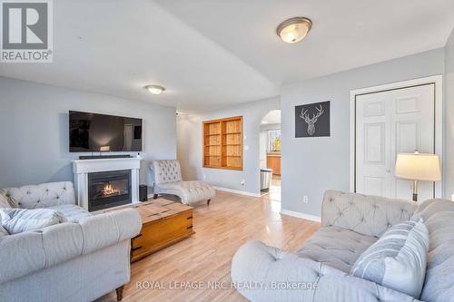 33 Keel Street, Fort Erie (333 - Lakeshore), ON - Indoor Photo Showing Living Room With Fireplace