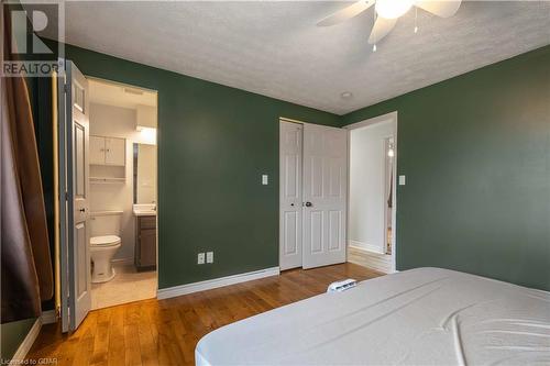 260 8Th Avenue A E, Owen Sound, ON - Indoor Photo Showing Bedroom