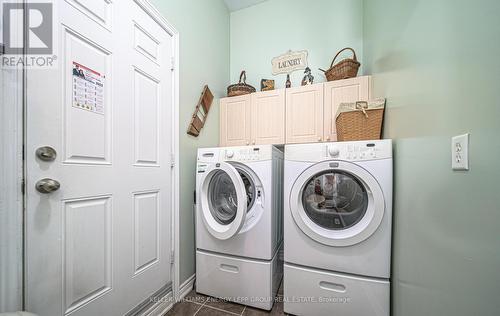 20 Peacock Crescent, Ajax (Northwest Ajax), ON - Indoor Photo Showing Laundry Room