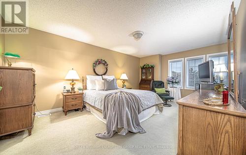 20 Peacock Crescent, Ajax (Northwest Ajax), ON - Indoor Photo Showing Bedroom