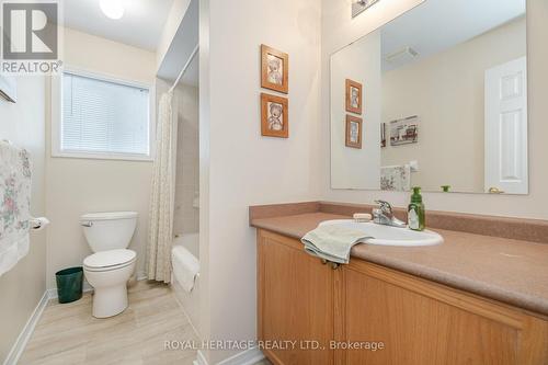 1734 Ravenwood Drive, Peterborough (Monaghan), ON - Indoor Photo Showing Bathroom