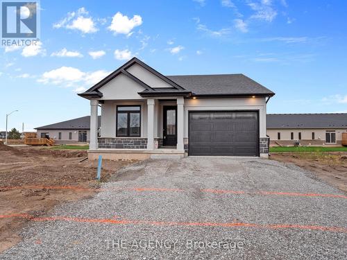 211 Sycamore Street, Welland, ON - Outdoor With Deck Patio Veranda With Facade