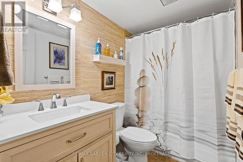 309B - 200 Highway 20 W, Pelham (662 - Fonthill), ON - Indoor Photo Showing Bathroom