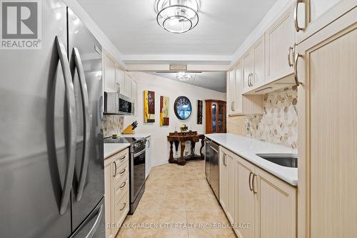 309B - 200 Highway 20 W, Pelham (662 - Fonthill), ON - Indoor Photo Showing Kitchen