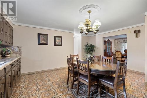 1615 St. Patricks Avenue, Windsor, ON - Indoor Photo Showing Dining Room