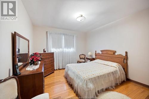 1615 St. Patricks Avenue, Windsor, ON - Indoor Photo Showing Bedroom