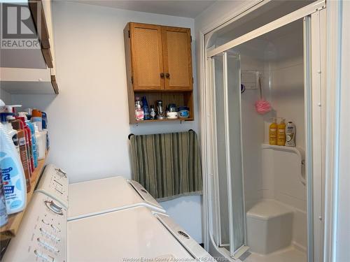 2154 Longfellow Avenue, Windsor, ON - Indoor Photo Showing Laundry Room