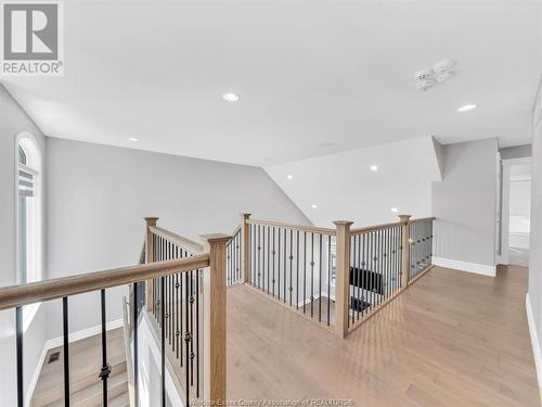 1104 Charlotte Crescent, Lakeshore, ON - Indoor Photo Showing Other Room