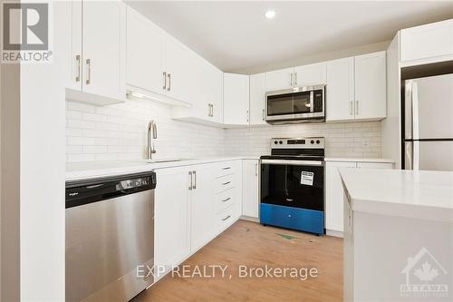 60 Staples Boulevard, Lanark, ON - Indoor Photo Showing Kitchen With Upgraded Kitchen