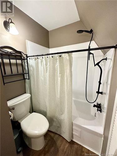 267 Principal, Pointe-Verte, NB - Indoor Photo Showing Bathroom