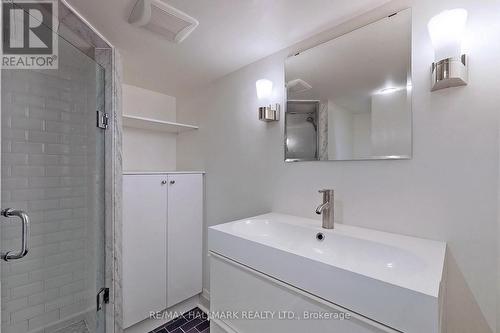 330 Soudan Avenue, Toronto, ON - Indoor Photo Showing Bathroom