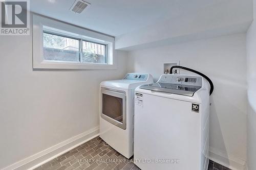 330 Soudan Avenue, Toronto, ON - Indoor Photo Showing Laundry Room