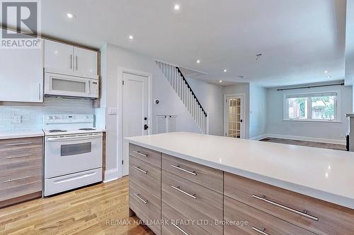 330 Soudan Avenue, Toronto, ON - Indoor Photo Showing Kitchen