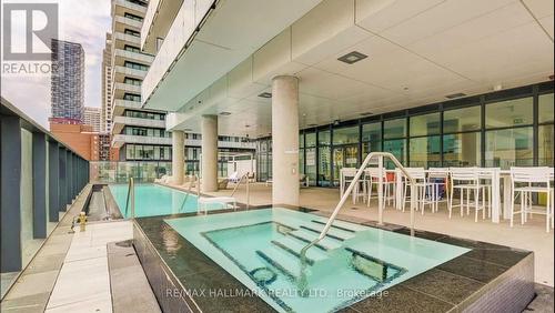 2705 - 185 Roehampton Avenue, Toronto, ON - Indoor Photo Showing Gym Room