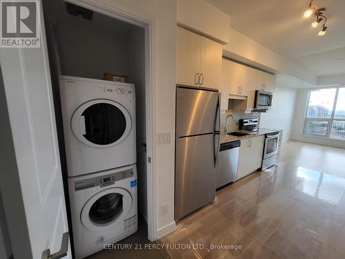 Nw 2008 - 9201 Yonge Street, Richmond Hill, ON - Indoor Photo Showing Laundry Room